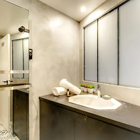 Guestready - Appartement Elegant Au Coeur De Paris Exterior photo